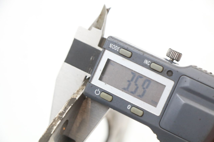 photo de DISQUE FREIN AVANT EUROCKA R8 4T 50 (2013 - 2022) - Gros plan technique