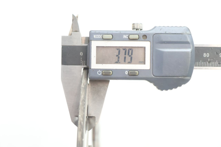 photo de DISQUE FREIN AVANT TNT MOTOR ROMA 12' 2T 50 (2007 - 2018) - Gros plan technique
