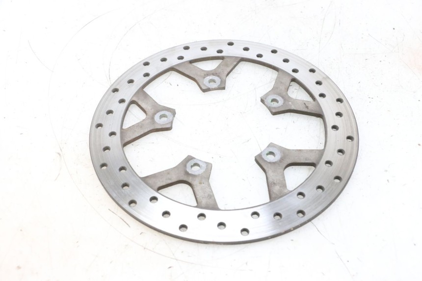 photo de DISQUE FREIN AVANT PEUGEOT SATELIS 125 (2013 - 2018) - Gros plan technique