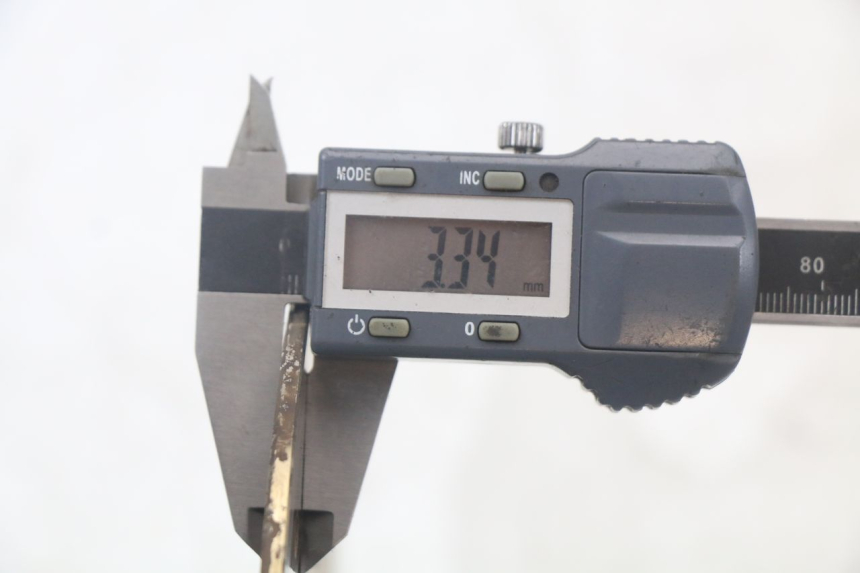 photo de DISQUE FREIN AVANT MBK STUNT NAKED 50 (2004 - 2018) - Gros plan technique