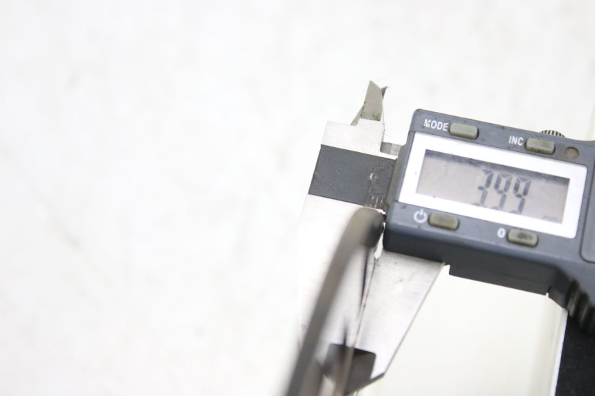 photo de DISQUE FREIN AVANT PEUGEOT TWEET 4T 50 (2010 - 2014) - Zoom état d’usage