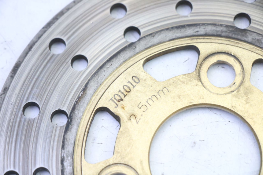 photo de DISQUE FREIN AVANT PEUGEOT V-CLIC VCLIC 50 (2007 - 2013) - Gros plan technique