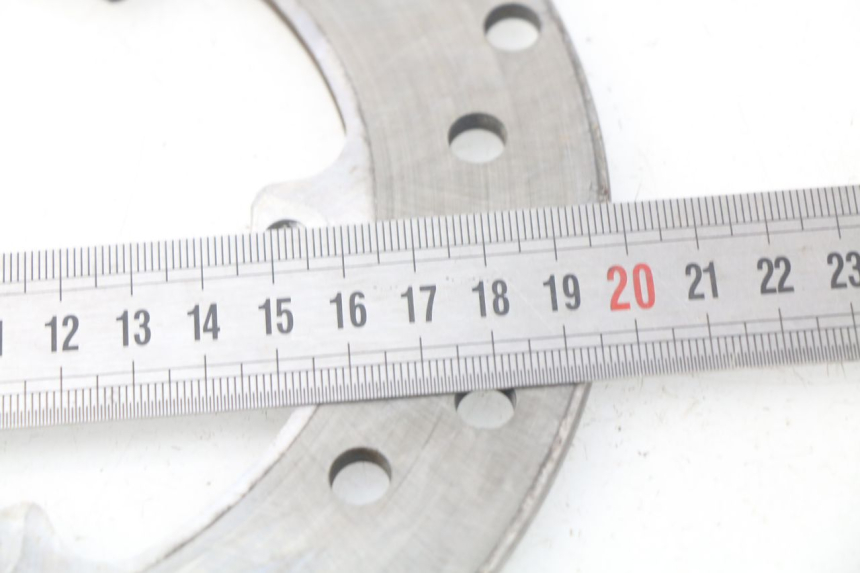 photo de DISQUE FREIN AVANT PIAGGIO VESPA LX IE 125 (2010 - 2012) - Gros plan technique