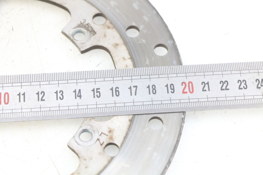 photo de DISQUE FREIN AVANT PIAGGIO VESPA PRIMAVERA 2T 50 (2013 - 2018) - Zoom état d’usage