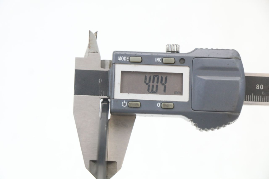 photo de DISQUE FREIN AVANT PIAGGIO VESPA PRIMAVERA 4T 50 (2021 - 2024) - Gros plan technique