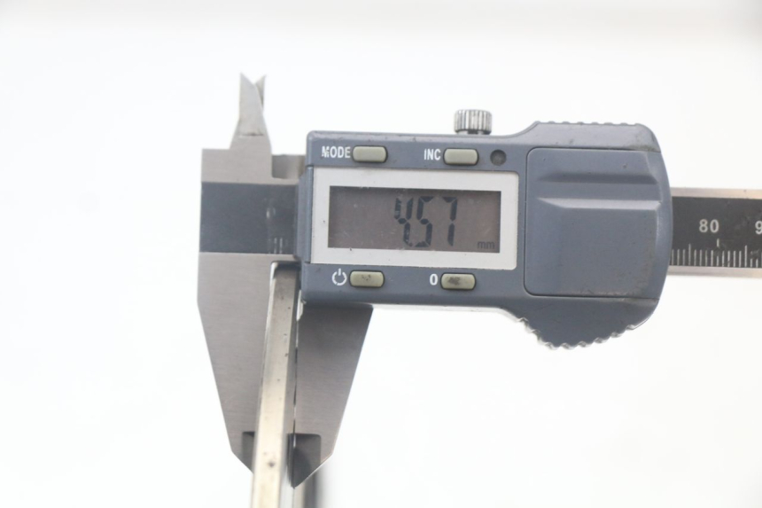 photo de DISQUE FREIN AVANT YAMAHA XMAX X-MAX 125 (2006 - 2009) - Gros plan technique