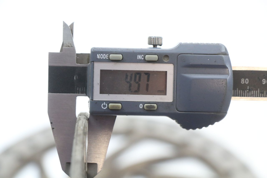 photo de DISQUE FREIN AVANT PIAGGIO X10 125 (2012 - 2017) - Points de fixation