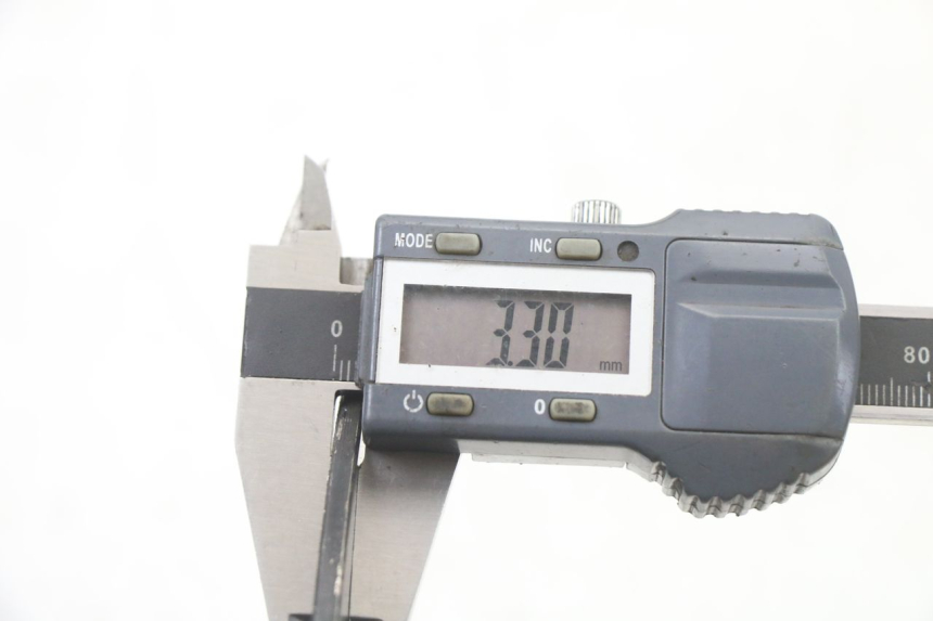 photo de DISQUE FREIN AVANT YAMAHA AEROX 50 (1997 - 2006) - Gros plan technique