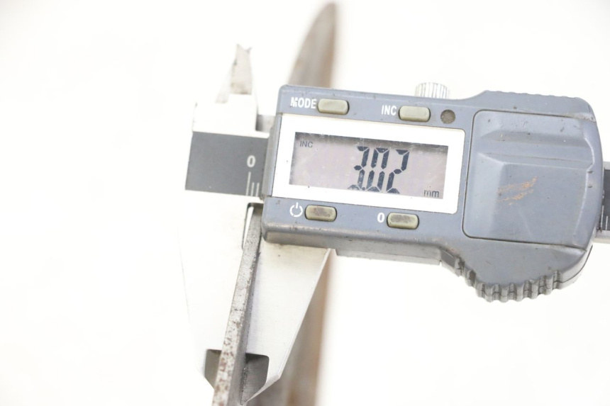 photo de DISQUE FREIN ROLL LOCK PIAGGIO IE MP3 YOURBAN 300 (2011 - 2016) - Détail de la pièce