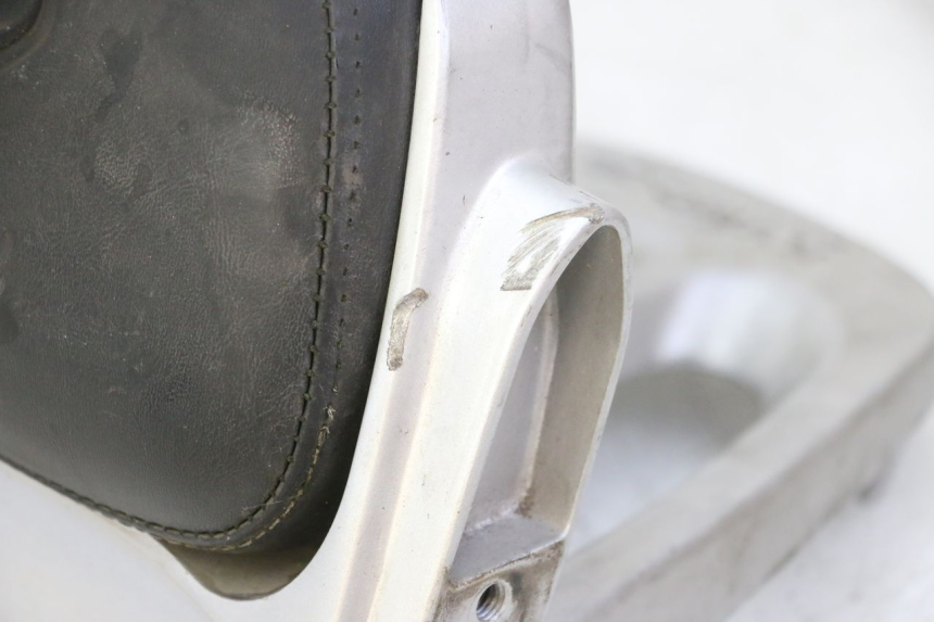 photo de DOSSERET KYMCO GRAND DINK 125 (2002 - 2007) - Gros plan technique