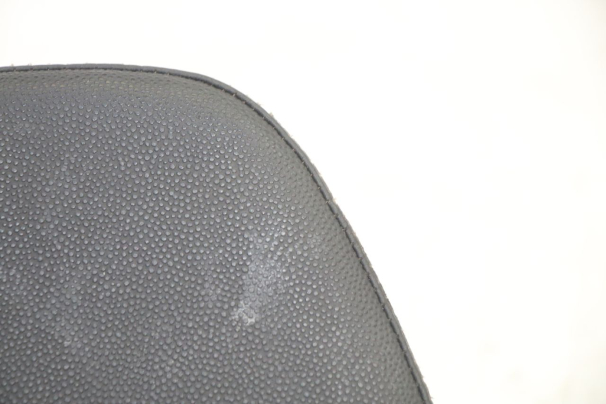 photo de DOSSERET PIAGGIO MP3 125 (2006 - 2014) - Zoom état d’usage