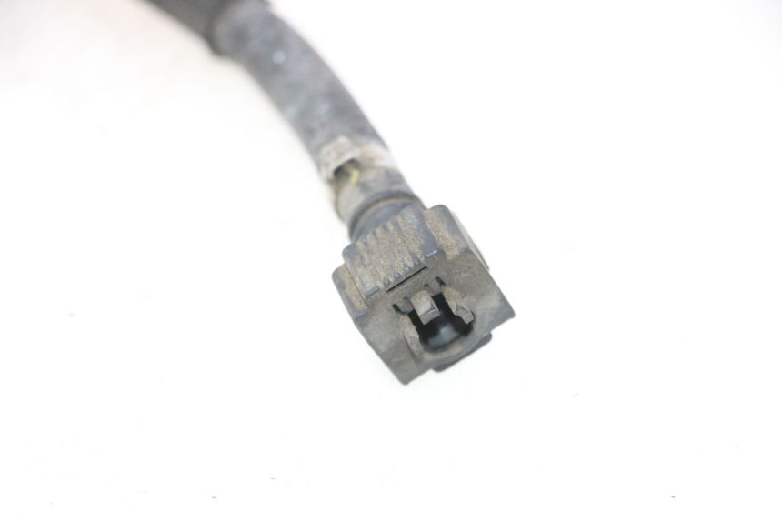 photo de DURITE INJECTEUR SUZUKI BURGMAN 125 (2007 - 2014) - Gros plan technique
