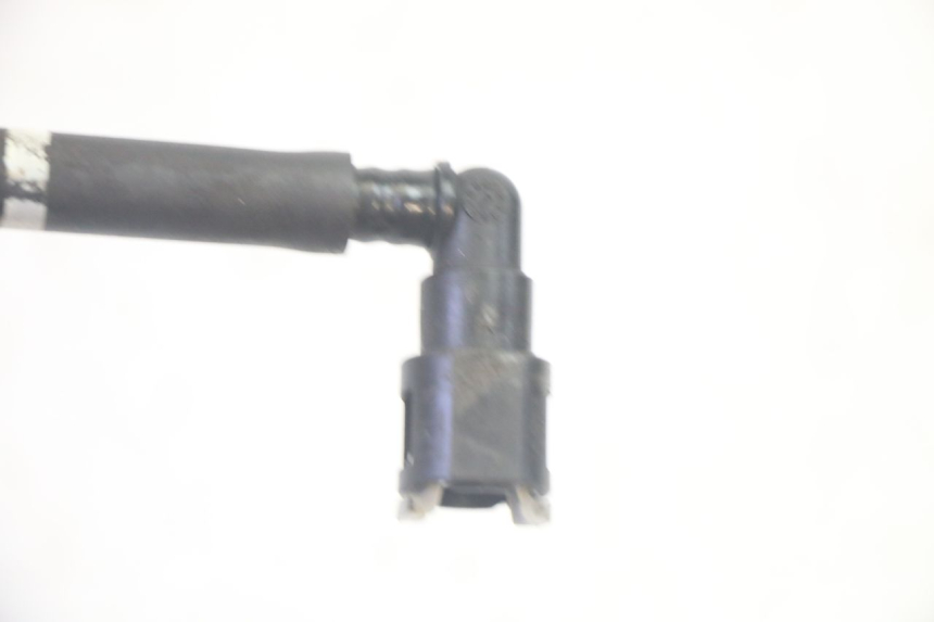 photo de DURITE INJECTEUR SUZUKI BURGMAN EXECUTIVE ABS 650 (2006 - 2012) - Zoom état d’usage