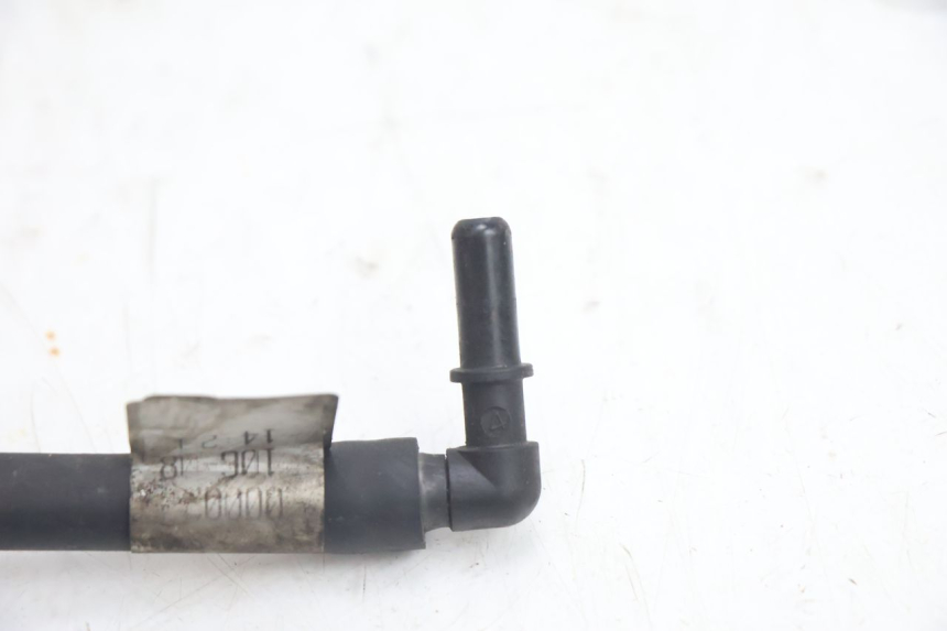 photo de DURITE INJECTEUR GILERA GP 800 (2007 - 2013) - Gros plan technique