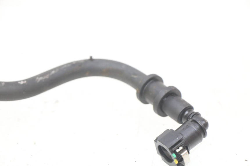 photo de DURITE INJECTEUR PIAGGIO LIBERTY IGET 4T 50 (2015 - 2020) - Zoom état d’usage