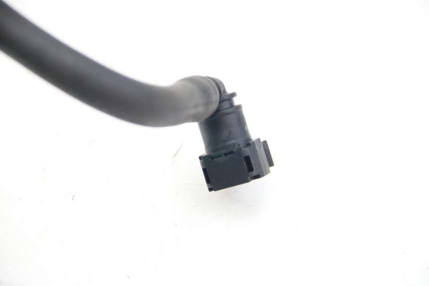 photo de DURITE INJECTEUR PIAGGIO LIBERTY IGET 4T 50 (2015 - 2020) - Zoom état d’usage