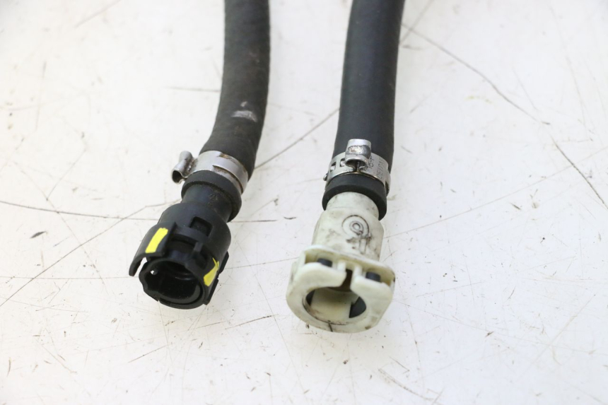 photo de DURITE INJECTEUR CAN-AM SPYDER RS 1000 (2008 - 2012) - Points de fixation