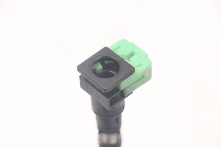 photo de DURITE INJECTEUR YAMAHA XMAX X-MAX ABS 125 (2017 - 2020) - Autre angle de vue