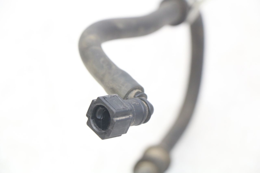 photo de DURITE INJECTEUR PIAGGIO ZIP 4T 50 (2018 - 2020) - Autre angle de vue