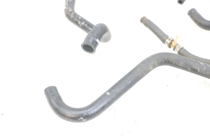 photo de DURITE RADIATEUR YAMAHA AEROX 2T 50 (2013 - 2017) - Vue d’ensemble