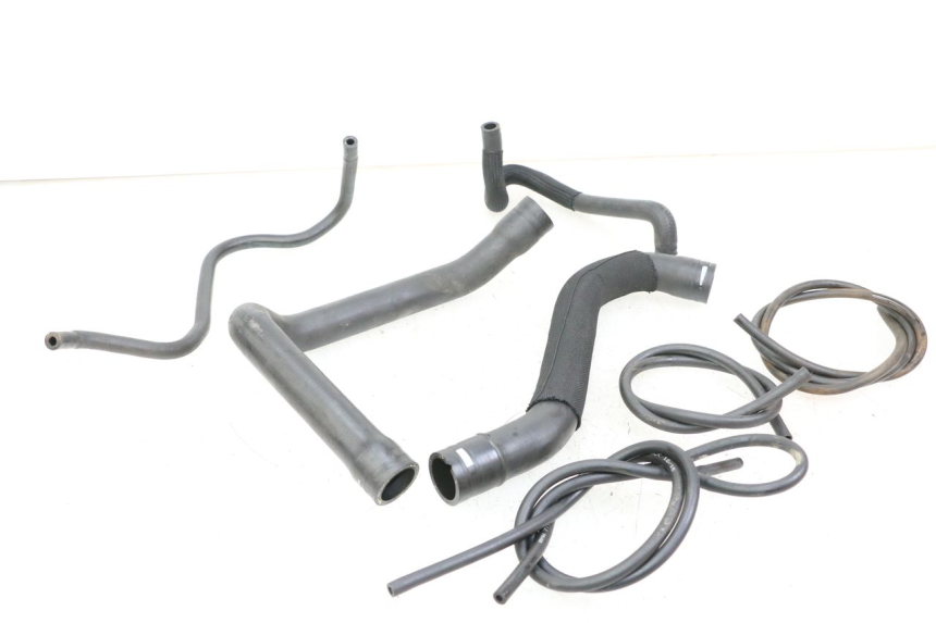 photo de DURITE RADIATEUR BMW S RR ABS S1000RR 1000 (2015 - 2018) - Vue principale