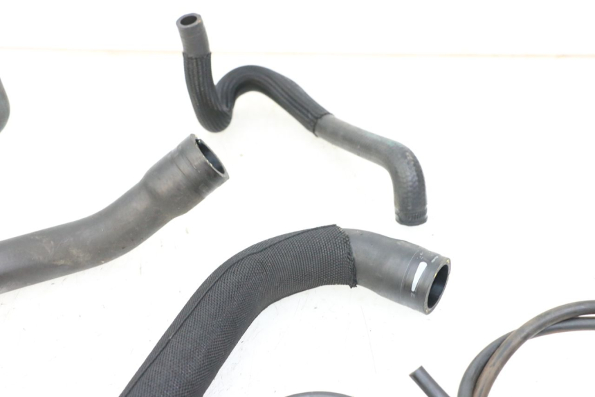 photo de DURITE RADIATEUR BMW S RR ABS S1000RR 1000 (2015 - 2018) - Pièce contrôlée