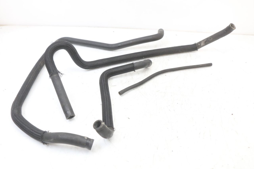 photo de DURITE RADIATEUR SUZUKI BURGMAN 125 (2007 - 2014) - Détail de la pièce