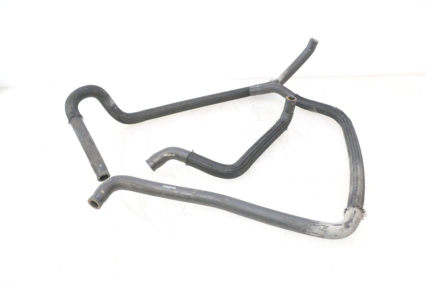 photo de DURITE RADIATEUR SUZUKI BURGMAN 125 (2007 - 2014) - Autre angle de vue