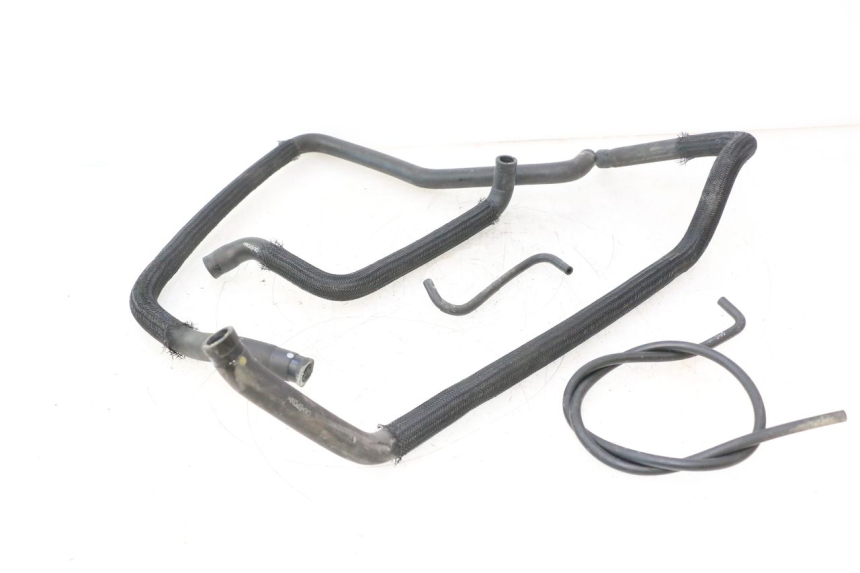 photo de DURITE RADIATEUR SUZUKI BURGMAN 125 (2007 - 2014) - Vue principale