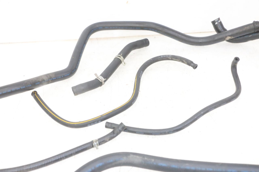 photo de DURITE RADIATEUR PEUGEOT ELYSTAR 125 (2002 - 2007) - Zoom état d’usage