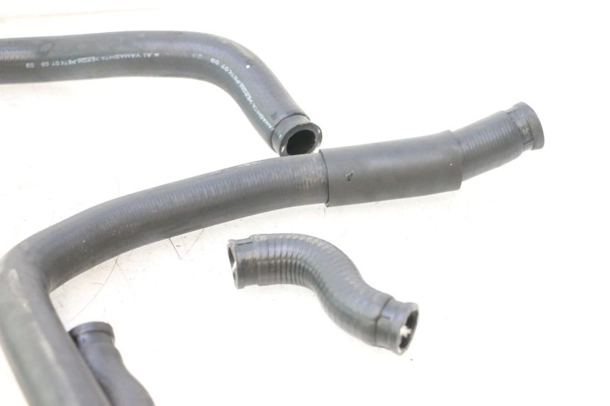 photo de DURITE RADIATEUR HONDA FJS SILVER WING SILVERWING 400 (2005 - 2008) - Zoom état d’usage