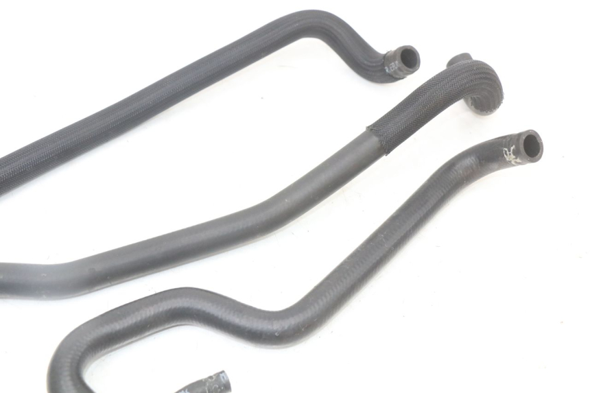 photo de DURITE RADIATEUR PEUGEOT GEOPOLIS RS 125 (2007 - 2009) - Zoom état d’usage