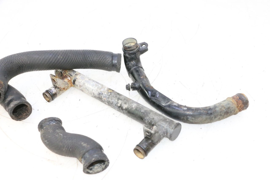 photo de DURITE RADIATEUR KAWASAKI GPX F ZX750F 750 (1986 - 1990) - Gros plan technique