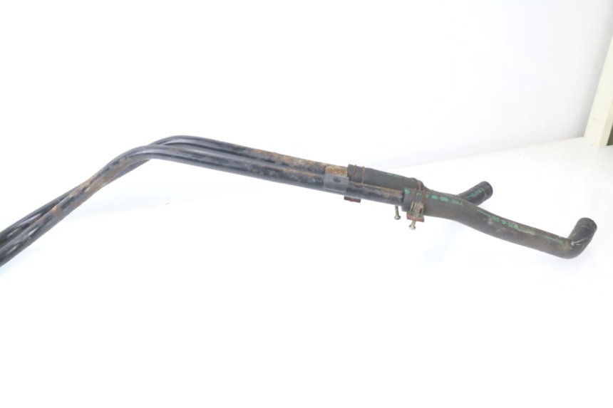 photo de DURITE RADIATEUR KYMCO GRAND DINK 250 (2002 - 2007) - Gros plan technique