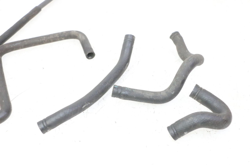 photo de DURITE RADIATEUR KYMCO GRAND DINK 125 (2008 - 2014) - Zoom état d’usage