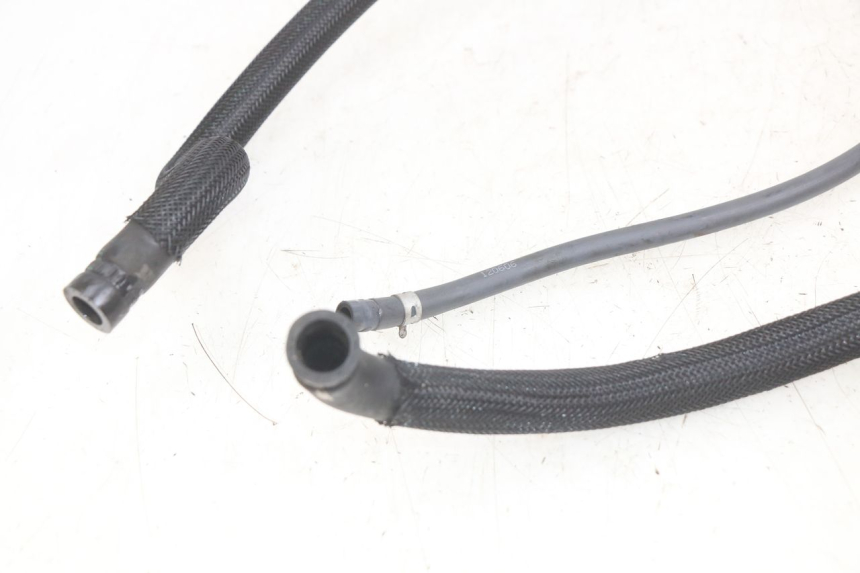 photo de DURITE RADIATEUR SYM GTS EFI 125 (2012 - 2016) - Gros plan technique