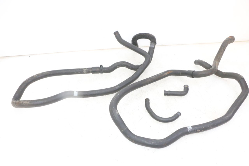 photo de DURITE RADIATEUR PIAGGIO IE MP3 YOURBAN 300 (2011 - 2016) - Autre angle de vue