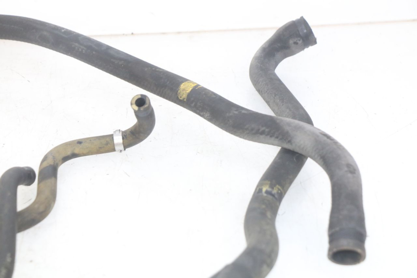 photo de DURITE RADIATEUR PIAGGIO MP3 LT 400 (2007 - 2012) - Autre angle de vue