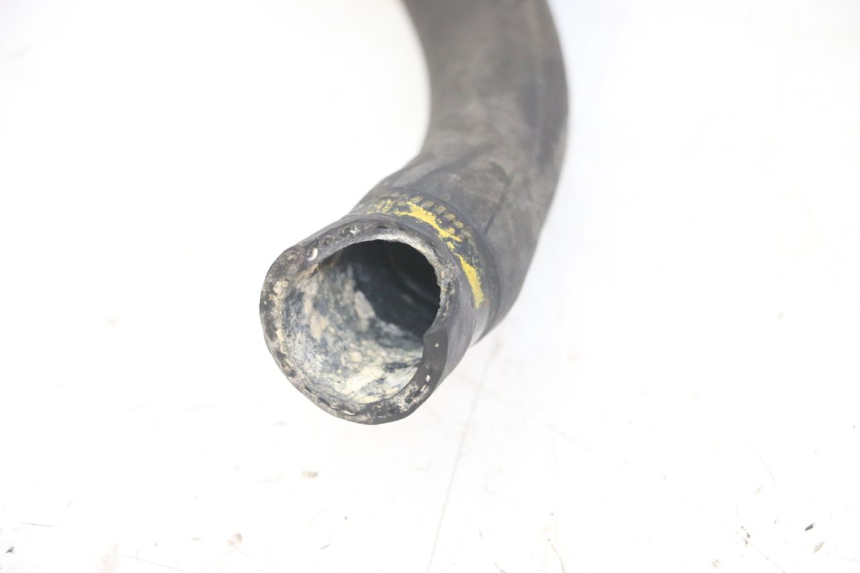 photo de DURITE RADIATEUR PIAGGIO MP3 LT 300 (2010 - 2016) - Gros plan technique