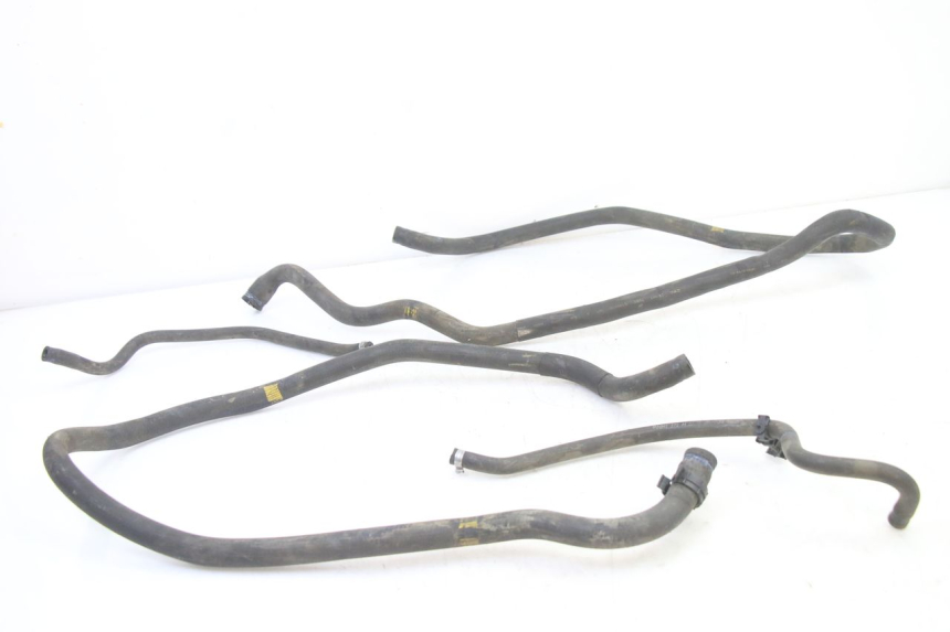 photo de DURITE RADIATEUR PIAGGIO MP3 500 (2014 - 2017) - Vue principale