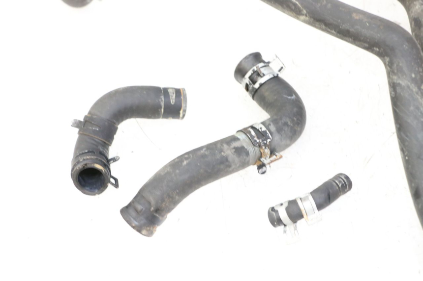 photo de DURITE RADIATEUR PEUGEOT SPEEDFIGHT 3 LC 2T 50 (2009 - 2015) - Zoom état d’usage