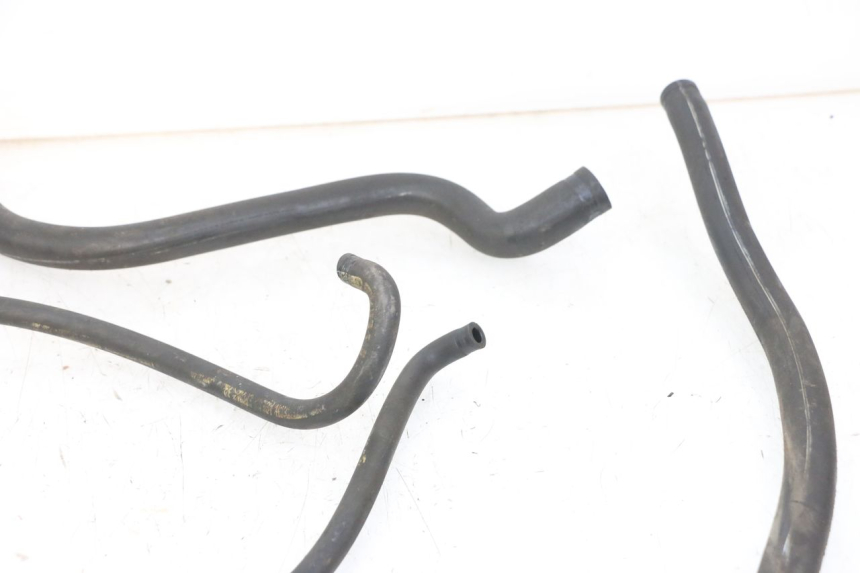 photo de DURITE RADIATEUR PIAGGIO BEVERLY 125 (1998 - 2005) - Détail de la pièce