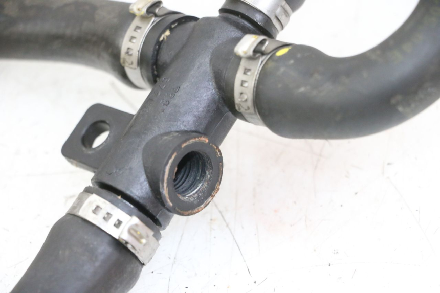 photo de DURITE RADIATEUR PIAGGIO VESPA GRANTURISMO 200 (2004 - 2005) - Détail de la pièce