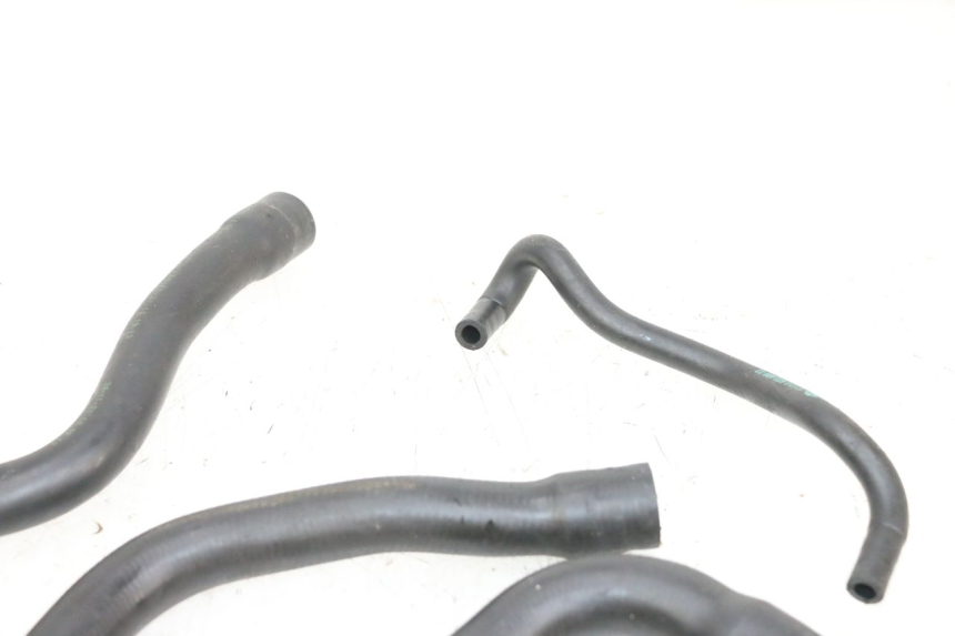 photo de DURITE RADIATEUR BMW R GS 1250 (2021 - 2024) - Détails caractéristiques