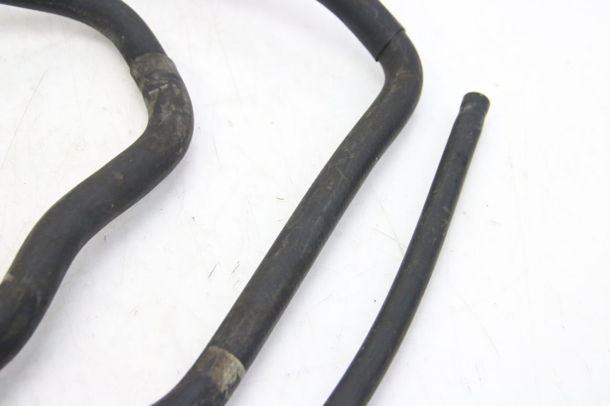 photo de DURITE RADIATEUR GILERA RUNNER SP 50 (2009 - 2017) - Gros plan technique