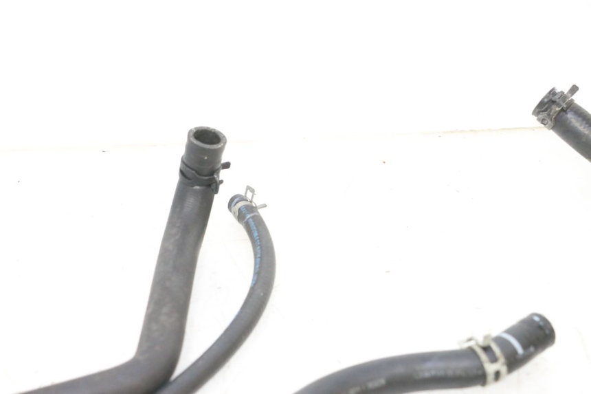 photo de DURITE RADIATEUR PEUGEOT SATELIS COMPRESSOR K15 125 (2006 - 2009) - Autre angle de vue