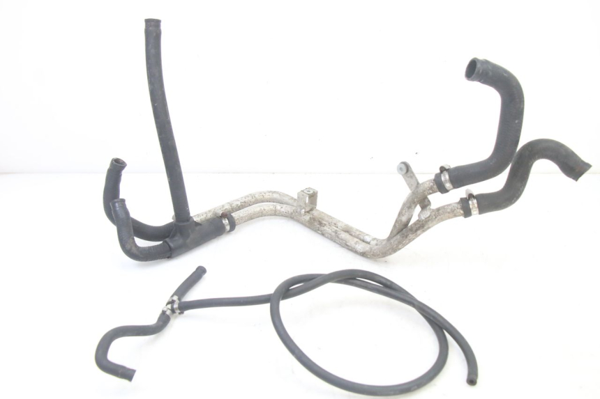 photo de DURITE RADIATEUR APRILIA SCARABEO GT TOURING 125 (1999 - 2005) - Détail de la pièce