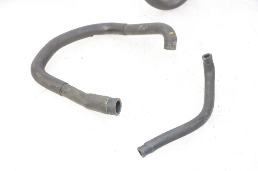 photo de DURITE RADIATEUR APRILIA SR R 2T LC 50 (2018 - 2021) - Gros plan technique