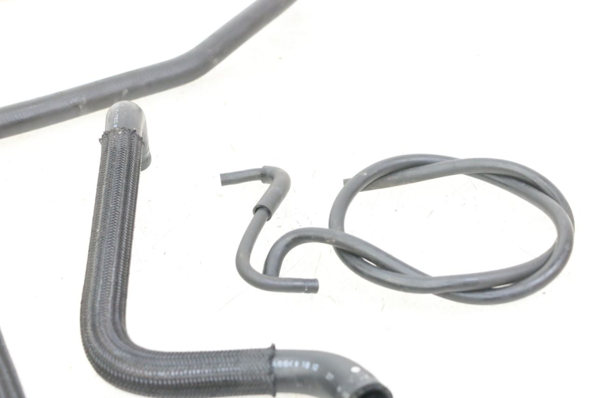 photo de DURITE RADIATEUR SUZUKI BURGMAN 125 (2018 - 2021) - Zoom état d’usage