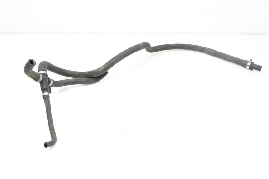 photo de DURITE RADIATEUR PIAGGIO VESPA GRANTURISMO 125 (2003 - 2007) - Zoom état d’usage